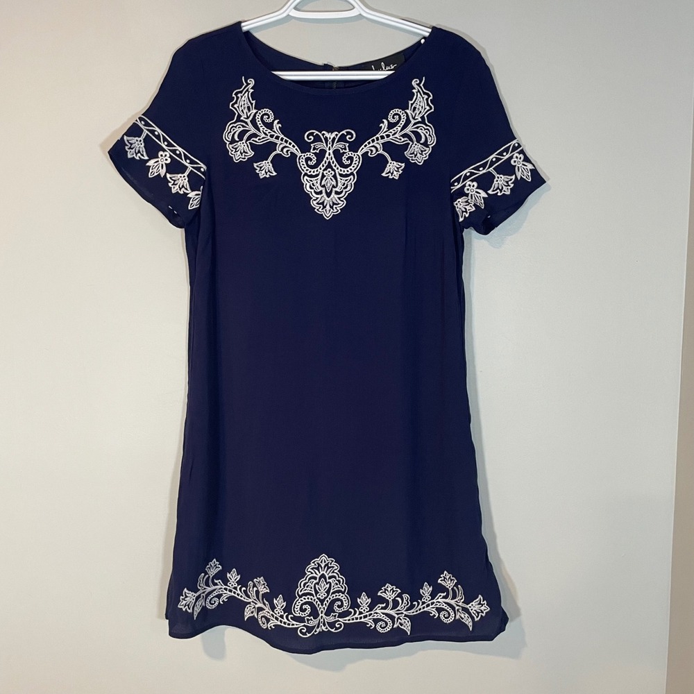 Lulus Tale to Tell Navy Blue Embroidered Floral Shift Mini Dress Womens M Boho